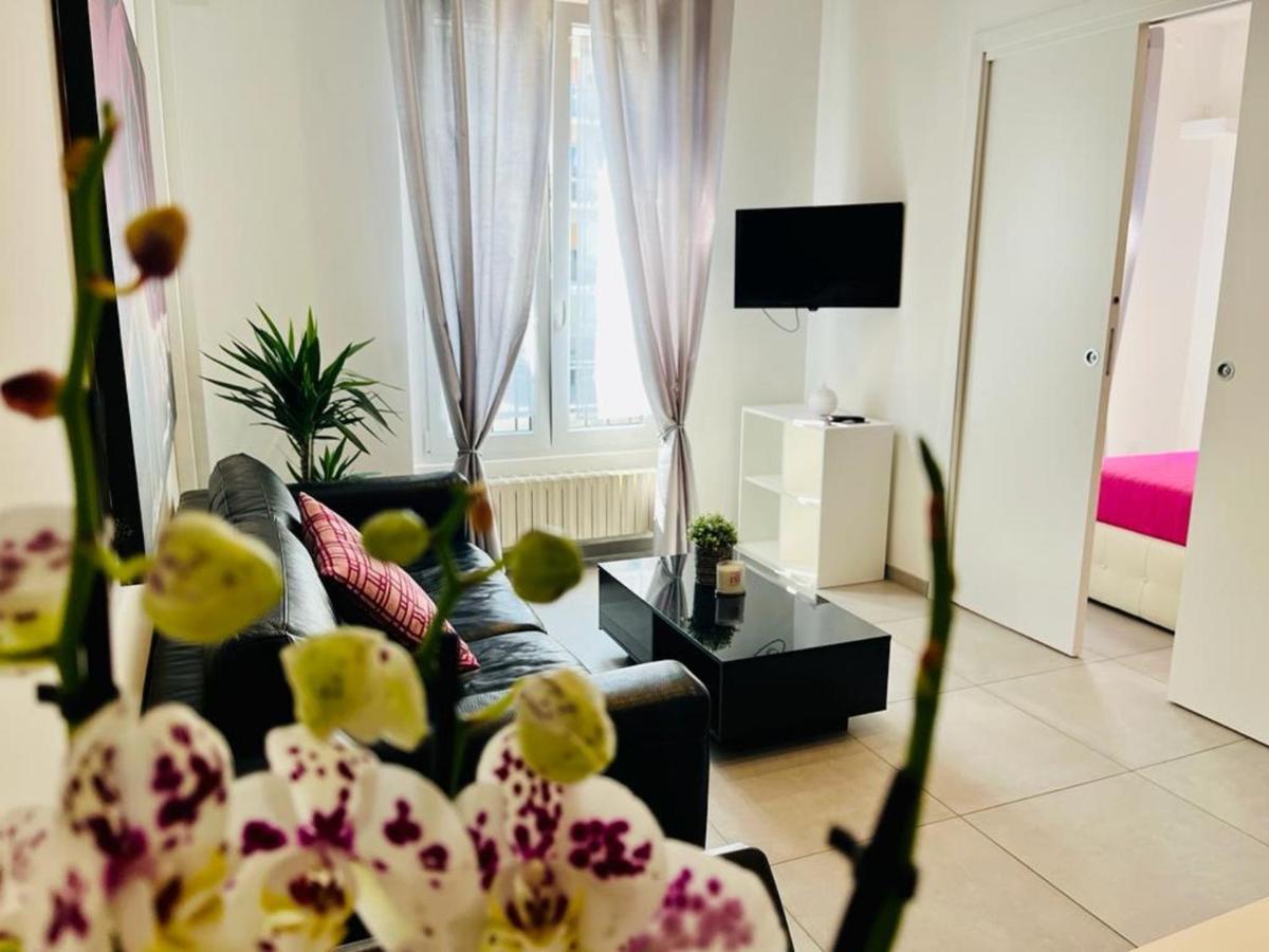 Nice Apartments In The Historic Center Verbania Kültér fotó