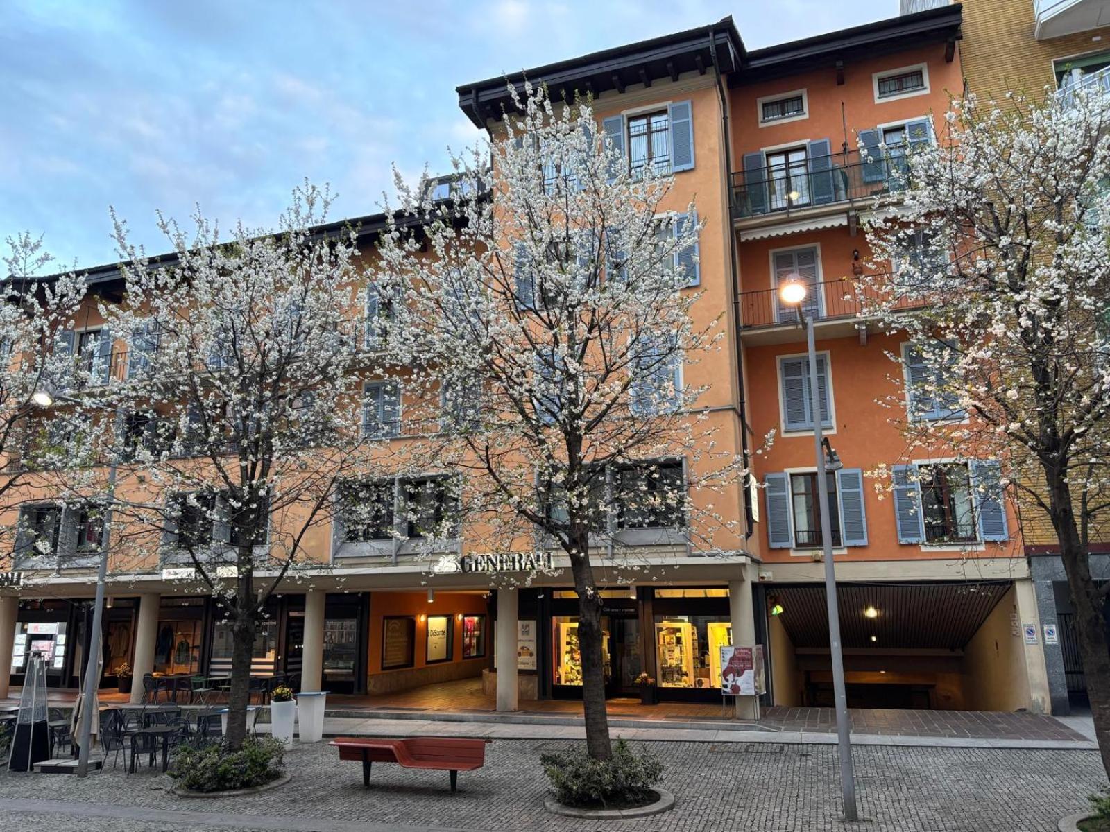 Nice Apartments In The Historic Center Verbania Kültér fotó